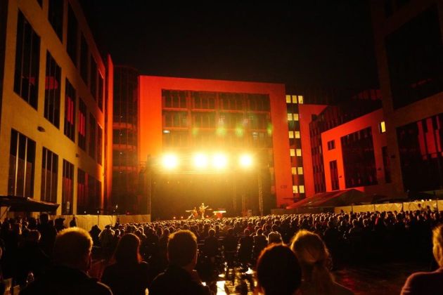 Starke Resonanz auf der Piazza